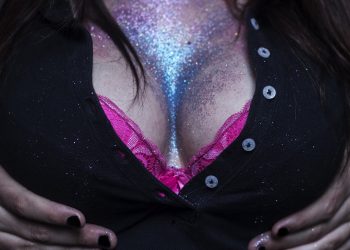 nu le stiai despre sani - SFATULPARINTILOR.RO - PIXABAY-COM - breast-1893022_1920