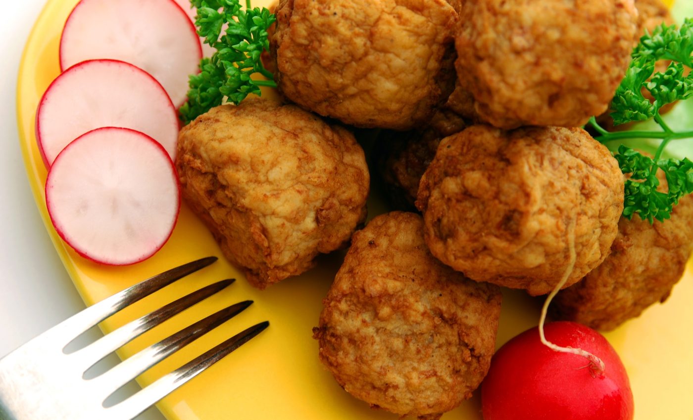 Chiftelute din dovlecei si cartofi