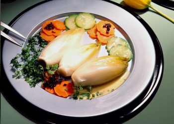 Salata de andive - sfatulparintilor.ro - pixabay_com = accompaniment-1829673_1920