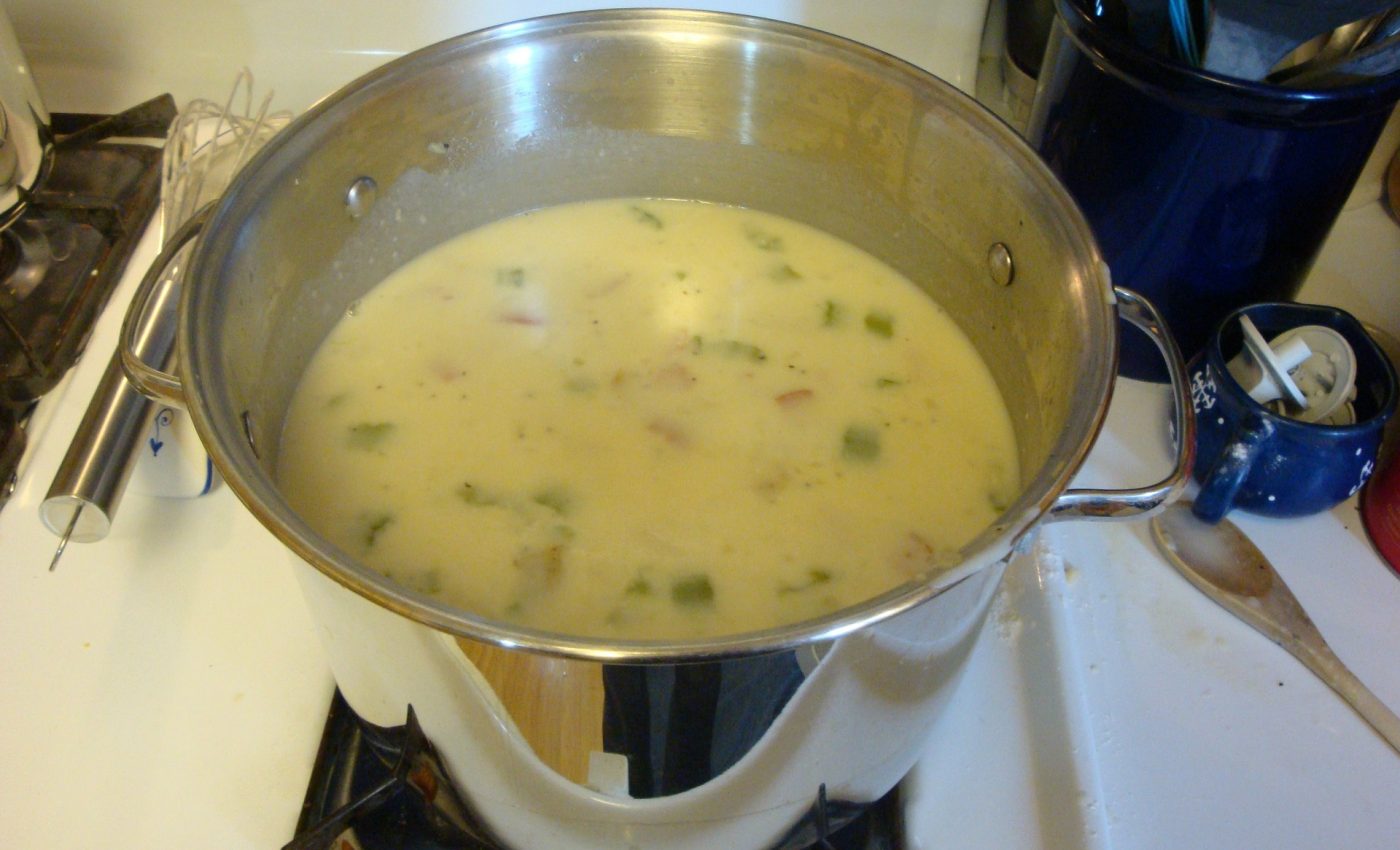 ciorba de burta - sfatulparintilor.ro - pixabay_com - soup-264284_1920