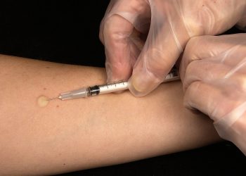 vaccinare bcg - sfatulparintilor.ro - pixabay_com - vaccination-67477_1920