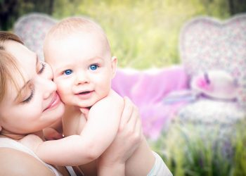 Relatia parinti-copii - sfatulparintilor.ro - pixabay-com - mother-3389671_1920